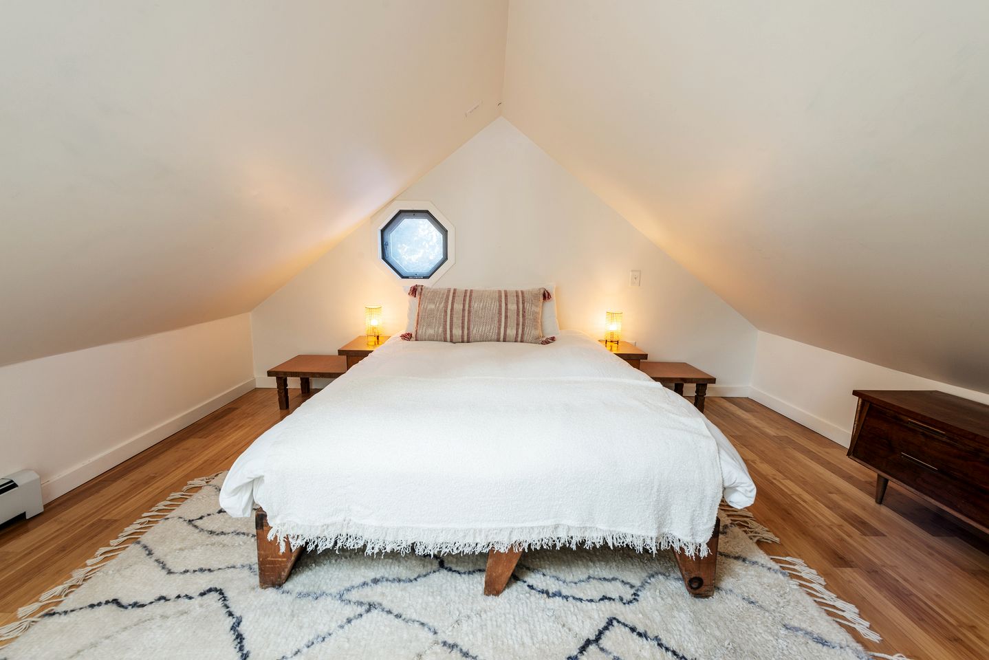 Spacious Modern Vacation Rental for Family Getaways on a Gorgeous Private Farm in Woodridge, New York