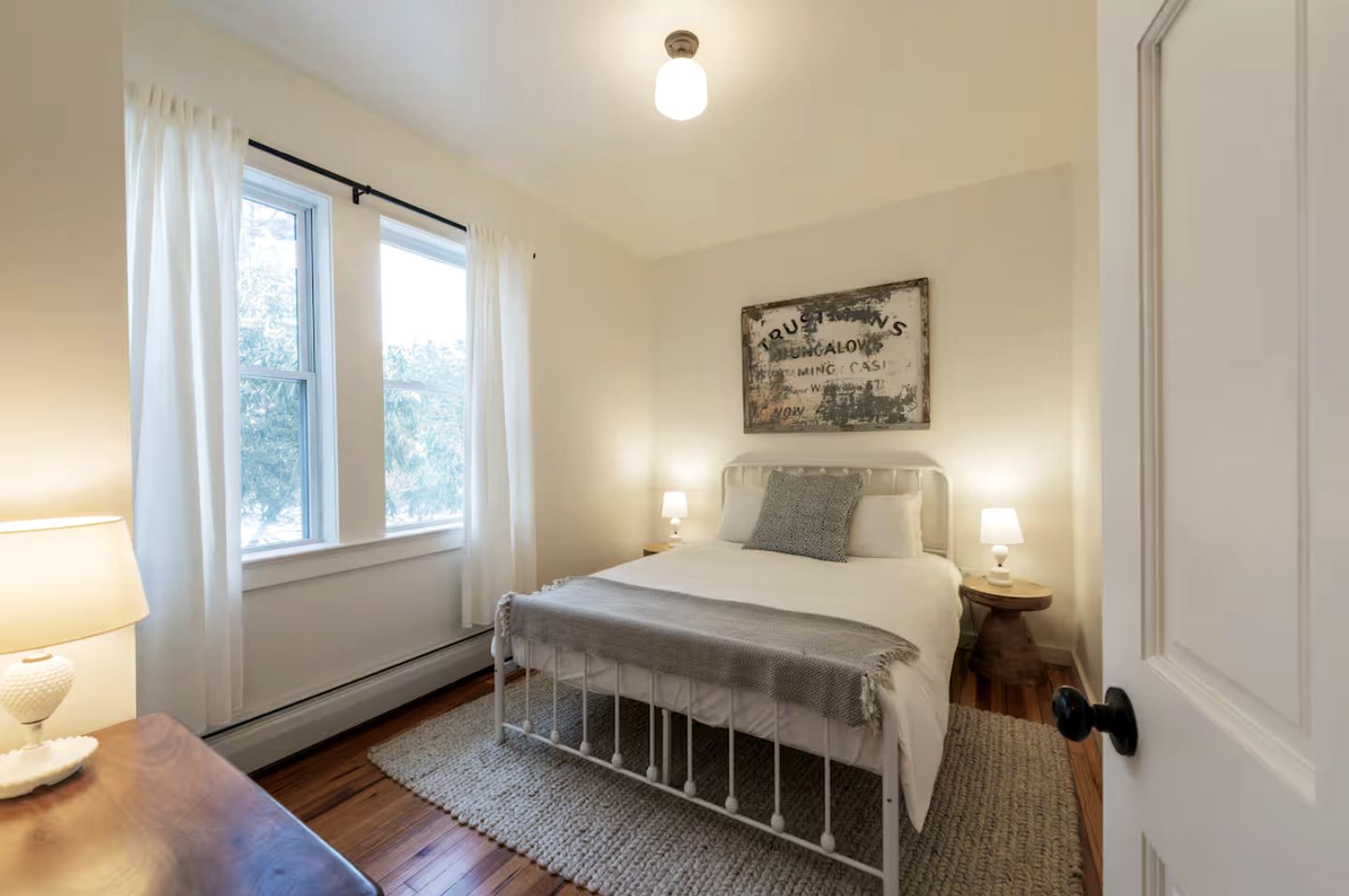 Spacious Modern Vacation Rental for Family Getaways on a Gorgeous Private Farm in Woodridge, New York