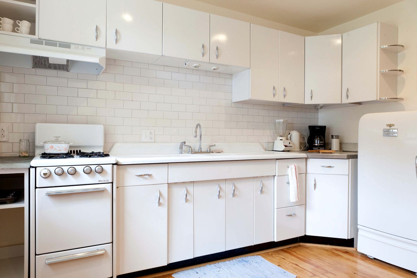 Spacious Modern Vacation Rental for Family Getaways on a Gorgeous Private Farm in Woodridge, New York