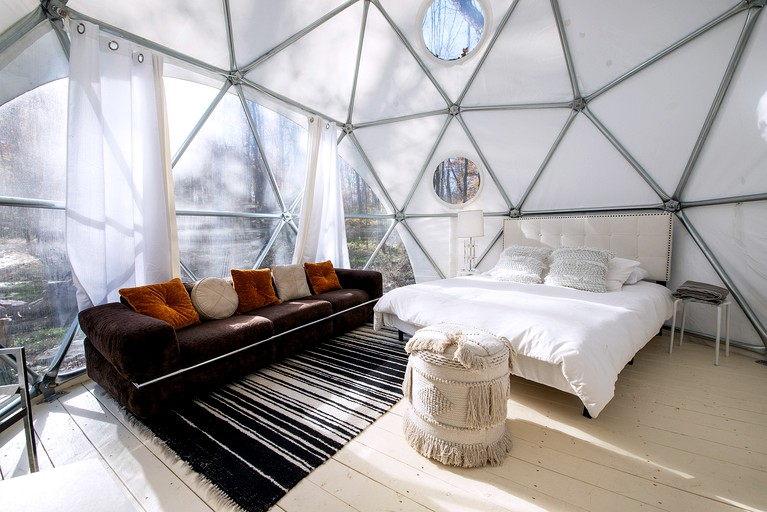 Domes (United States of America, Woodridge, New York)