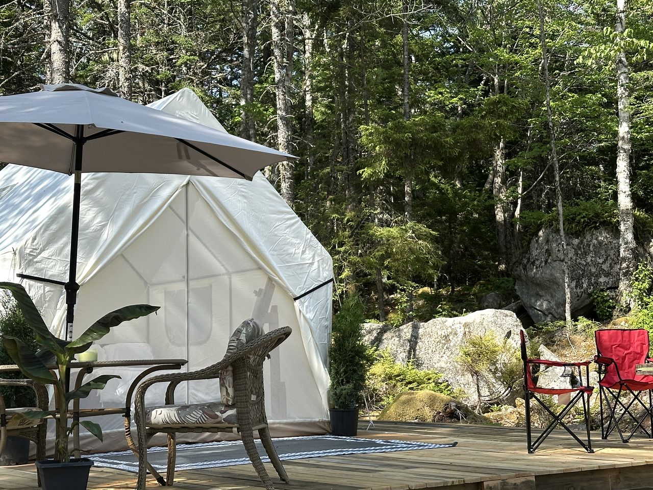 Beautiful Safari Tent with Incredible Views for a Romantic Glamping Getaway near Milford, Nova Scotia