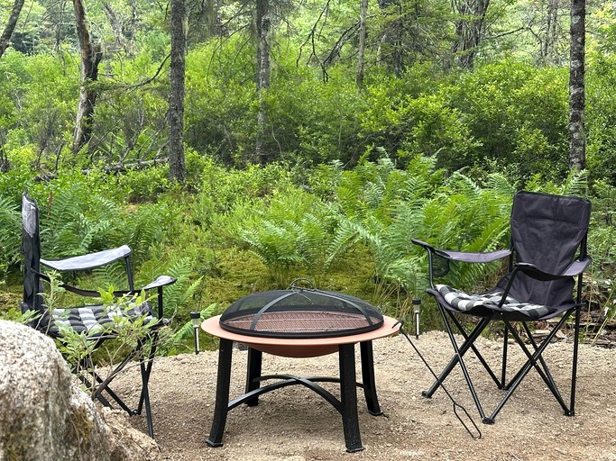 Safari Tents (Canada, --, Nova Scotia)