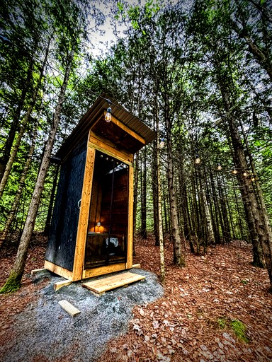 Containers (Canada, Bancroft, Ontario)