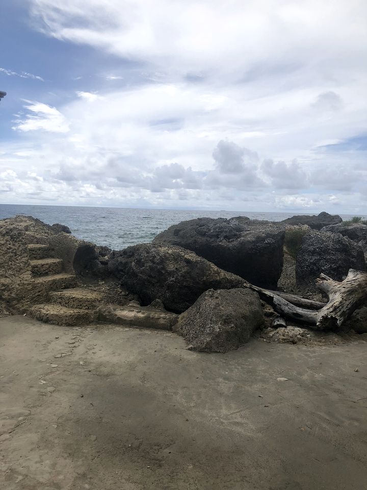 Gorgeous Unique Cabin with Breathtaking Views for an Unforgettable Getaway on Isla de Tierra Bomba, Colombia