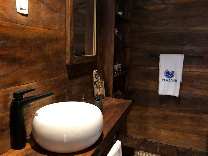 Cabins (Colombia, Cartagena, Bolívar)