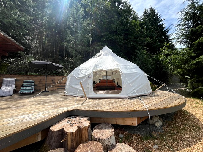 Bell Tents (Canada, Duncan, British Columbia)