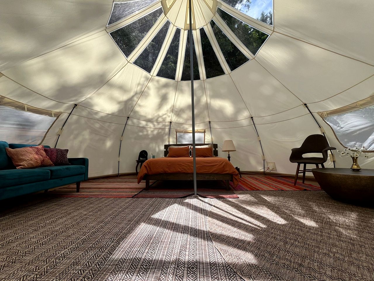 Gorgeous Bell Tent in the Cowichan Valley near the Kinsol Trestle, Perfect for a Secluded Escape in Nature