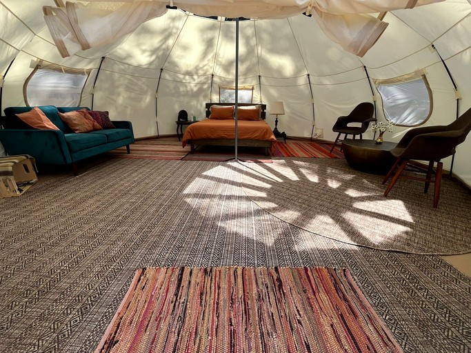 Gorgeous Bell Tent in the Cowichan Valley near the Kinsol Trestle, Perfect for a Secluded Escape in Nature