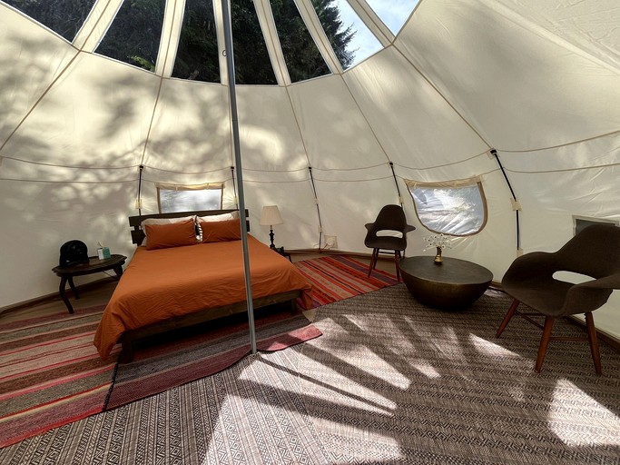 Bell Tents (Canada, Duncan, British Columbia)