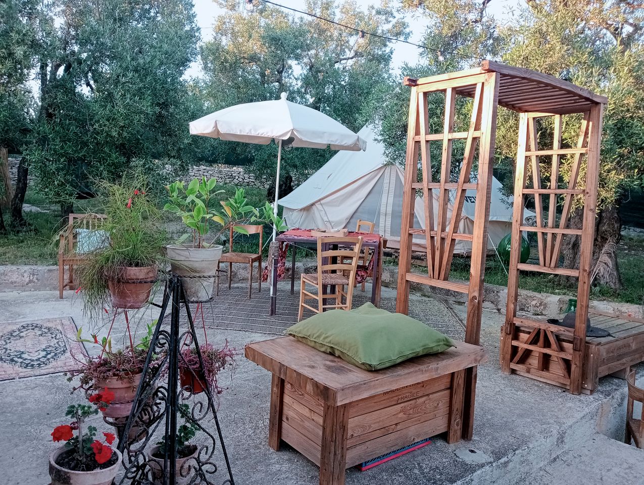 Beautiful Cozy Bell Tent with Fantastic Amenities for a Peaceful Getaway in Nature near Bisceglie, Italy