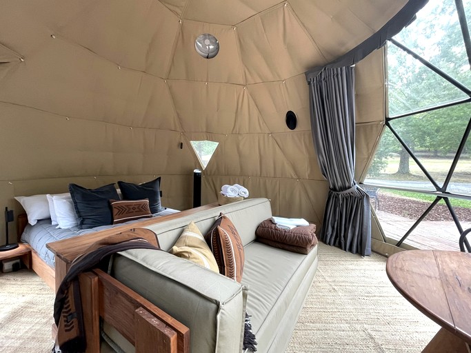 Domes (Australia, Healesville, Victoria)