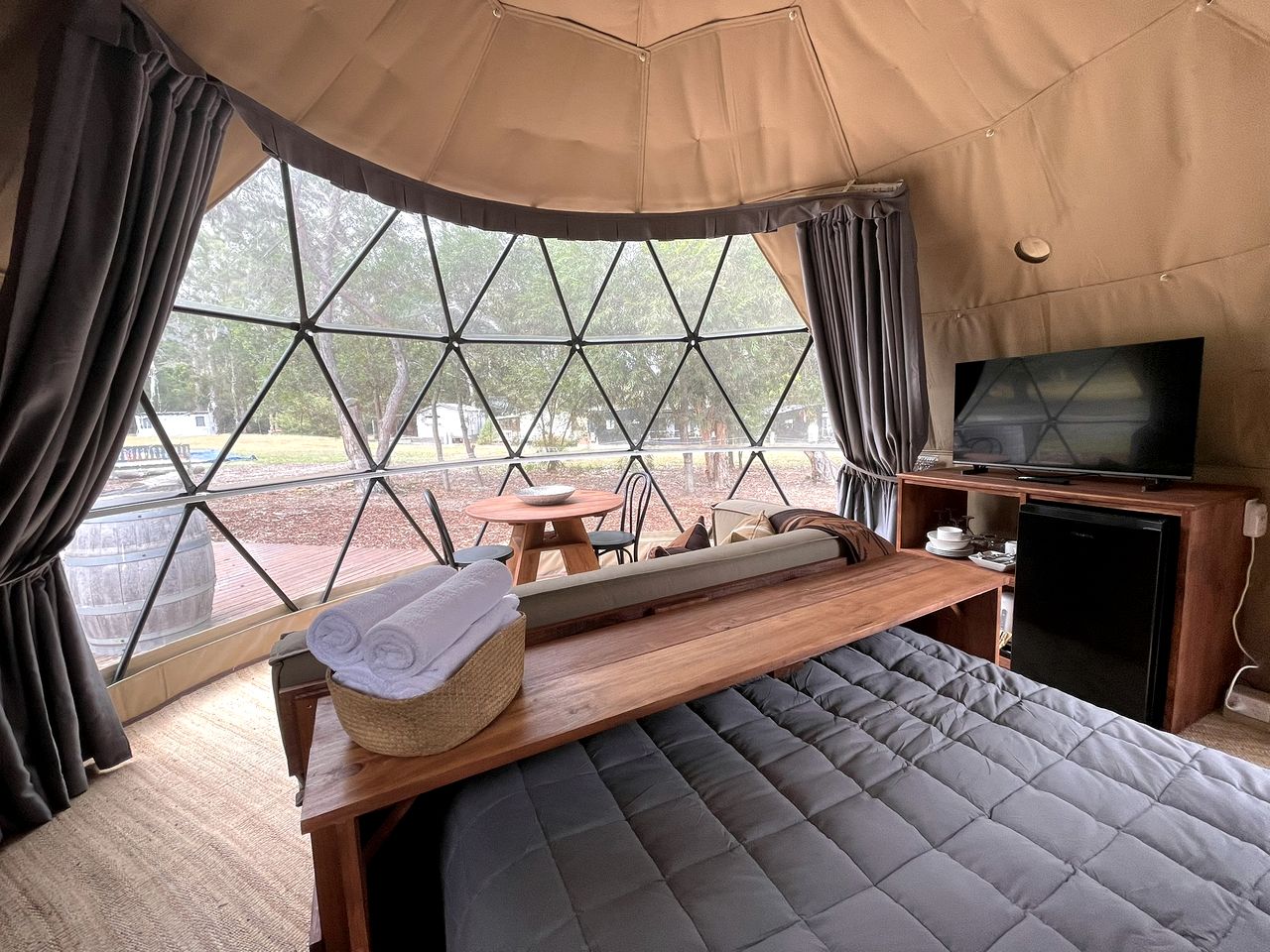 Charming Geo Dome for a Luxurious Glamping Experience in Yarra Valley, near Melbourne
