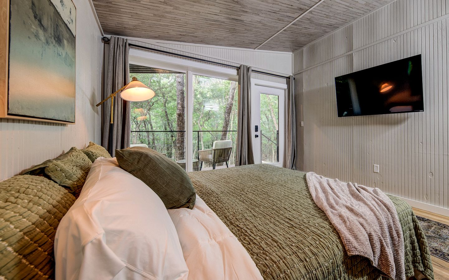 Peaceful Boutique Cabins with Private Acreage near LBJ Grasslands, Texas