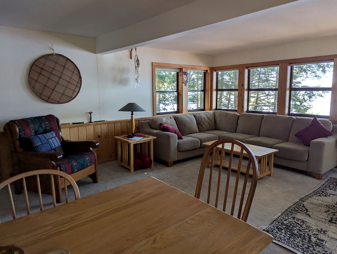 Quaint Lakeside Cabin for a Peaceful Family Getaway Surrounded by Nature by Province Lake in New Hampshire