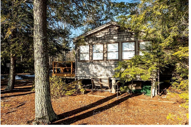 Cottages (United States of America, --, New Hampshire)