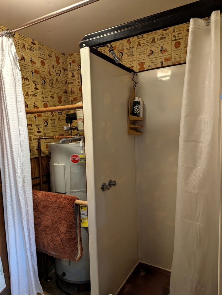 Quaint Lakeside Cabin for a Peaceful Family Getaway Surrounded by Nature by Province Lake in New Hampshire