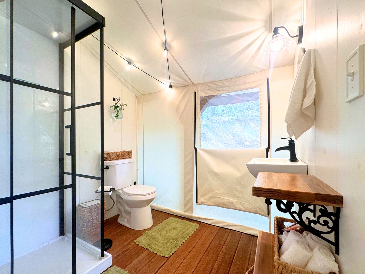 Enchanting Safari Tent Hideaway near the River and Mountains of Tennessee