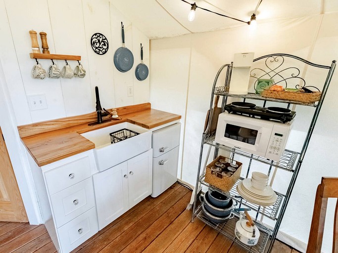 Safari Tents (United States of America, --, Tennessee)