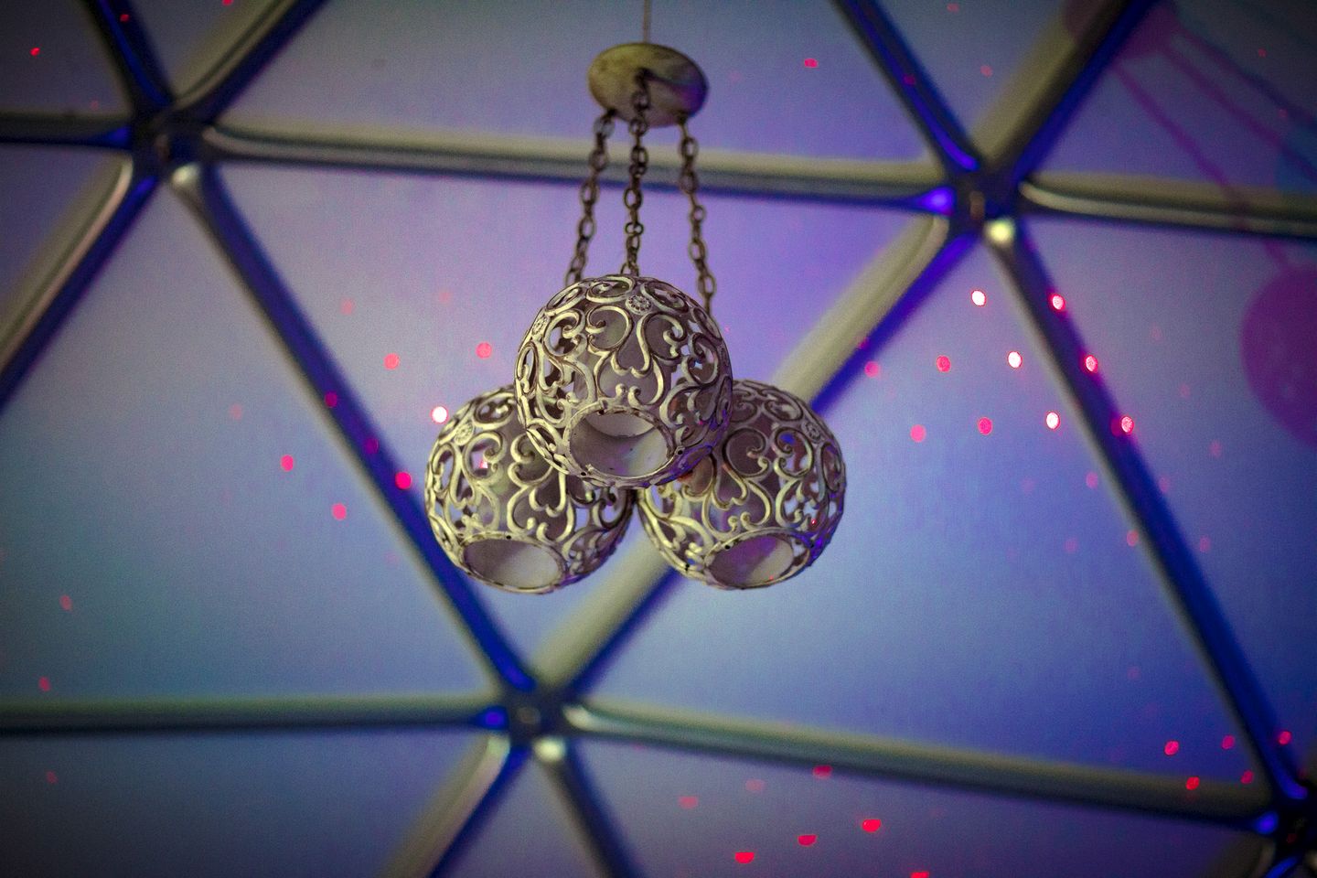 Incredible Spacious Dome for A Group Glamping Experience Surrounded by Nature in Woodridge, New York