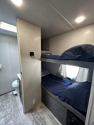 Caravans (United States of America, Mentone, Alabama)