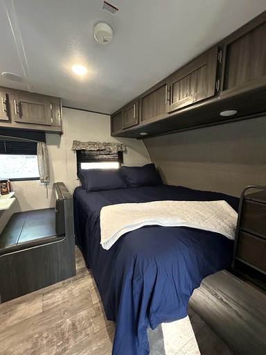 Caravans (United States of America, Mentone, Alabama)