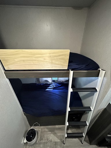 Caravans (United States of America, Mentone, Alabama)