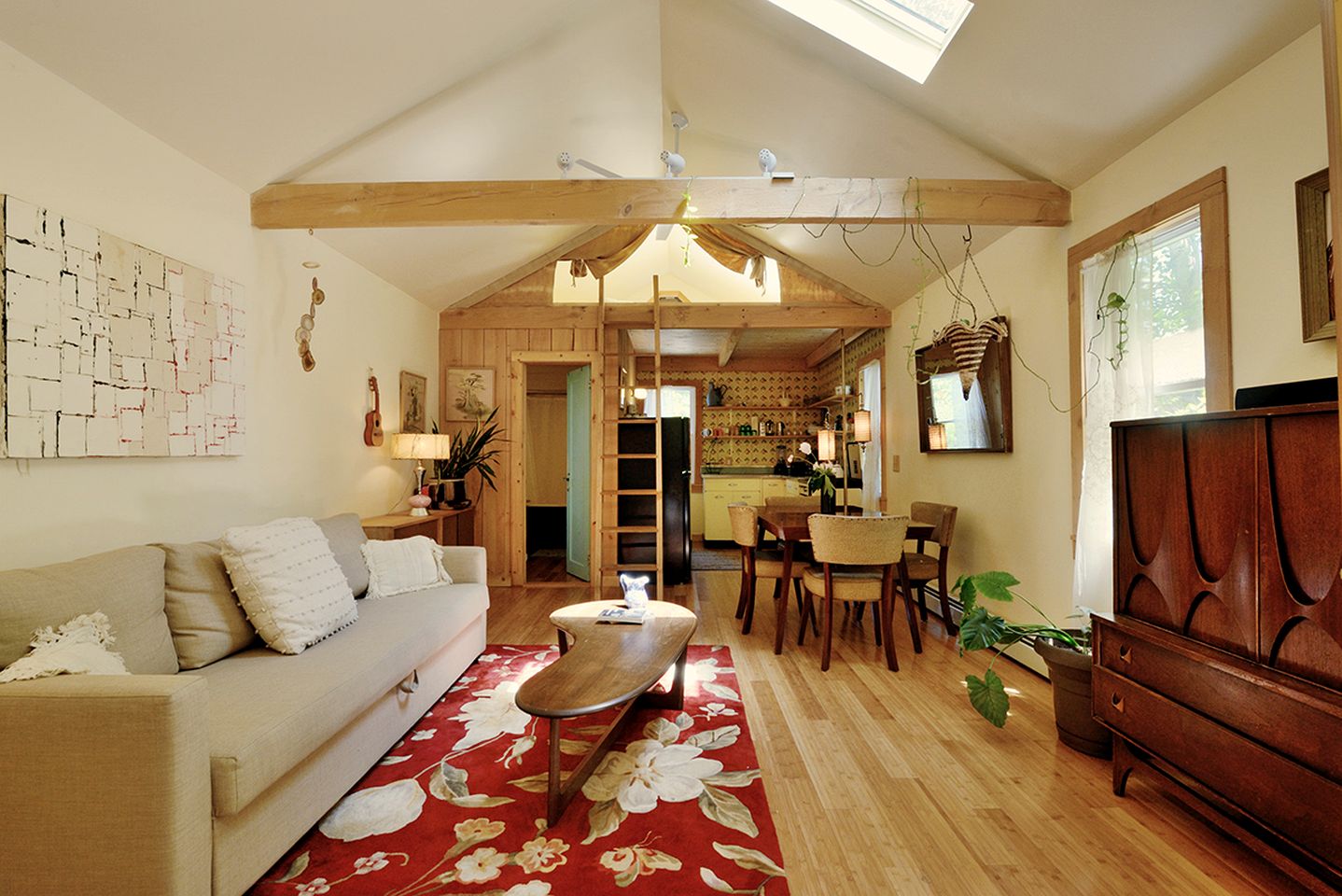 Spacious Full-Property Rental with Multiple Units for Large Group Getaways Surrounded by Nature in Woodridge, New York