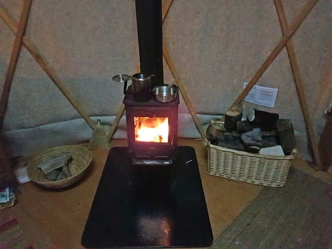 Yurts (Canada, --, Ontario)