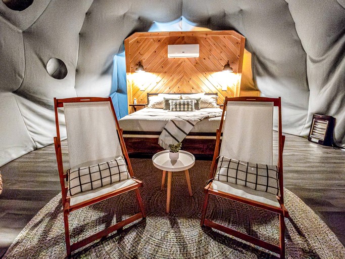 Domes (United States of America, Blowing Rock, North Carolina)