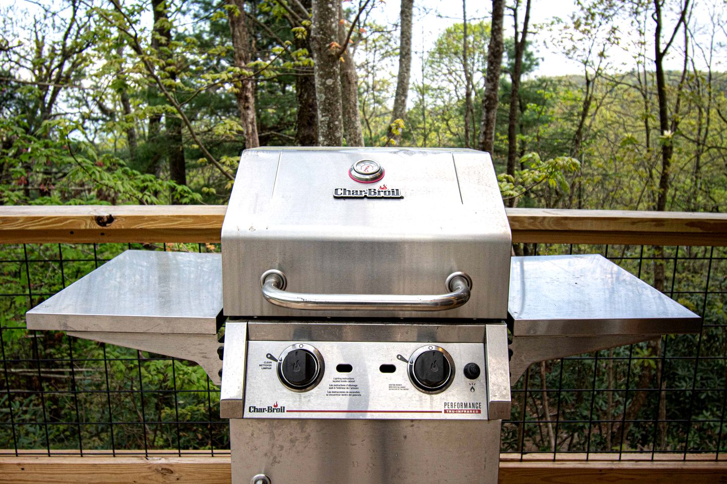 Scenic GeoDome Retreat with Hot Tub & 100-Mile Views near Blowing Rock and Boone, North Carolina