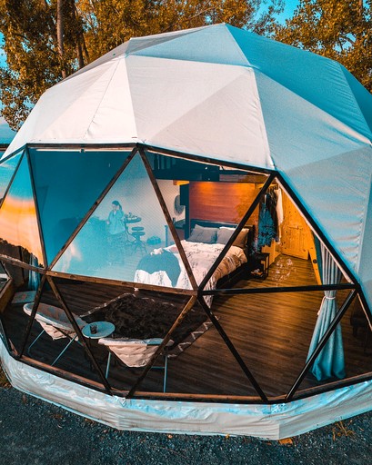 Domes (Canada, Deseronto, Ontario)