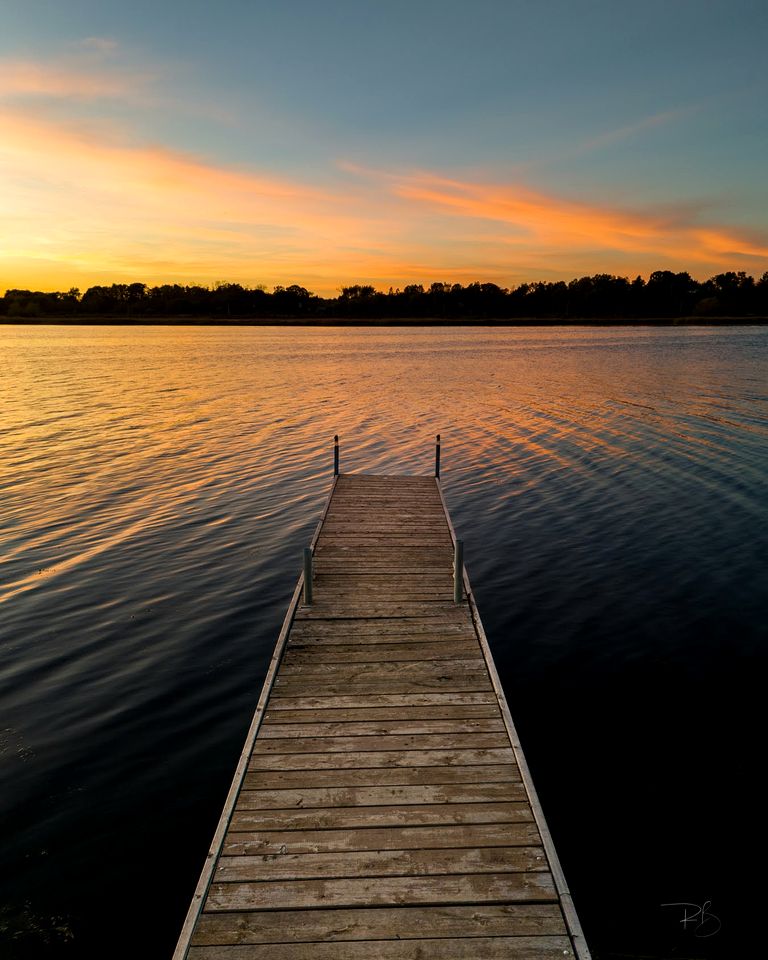 Stunning Dome on the Bay of Quinte for an Unforgettable Glamping Getaway near Deseronto, Ontario