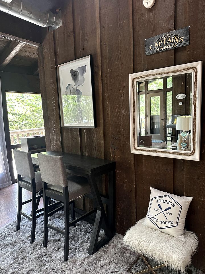 Luxury Glamping Cabin with Waterfront Access near Lake Texoma, Oklahoma