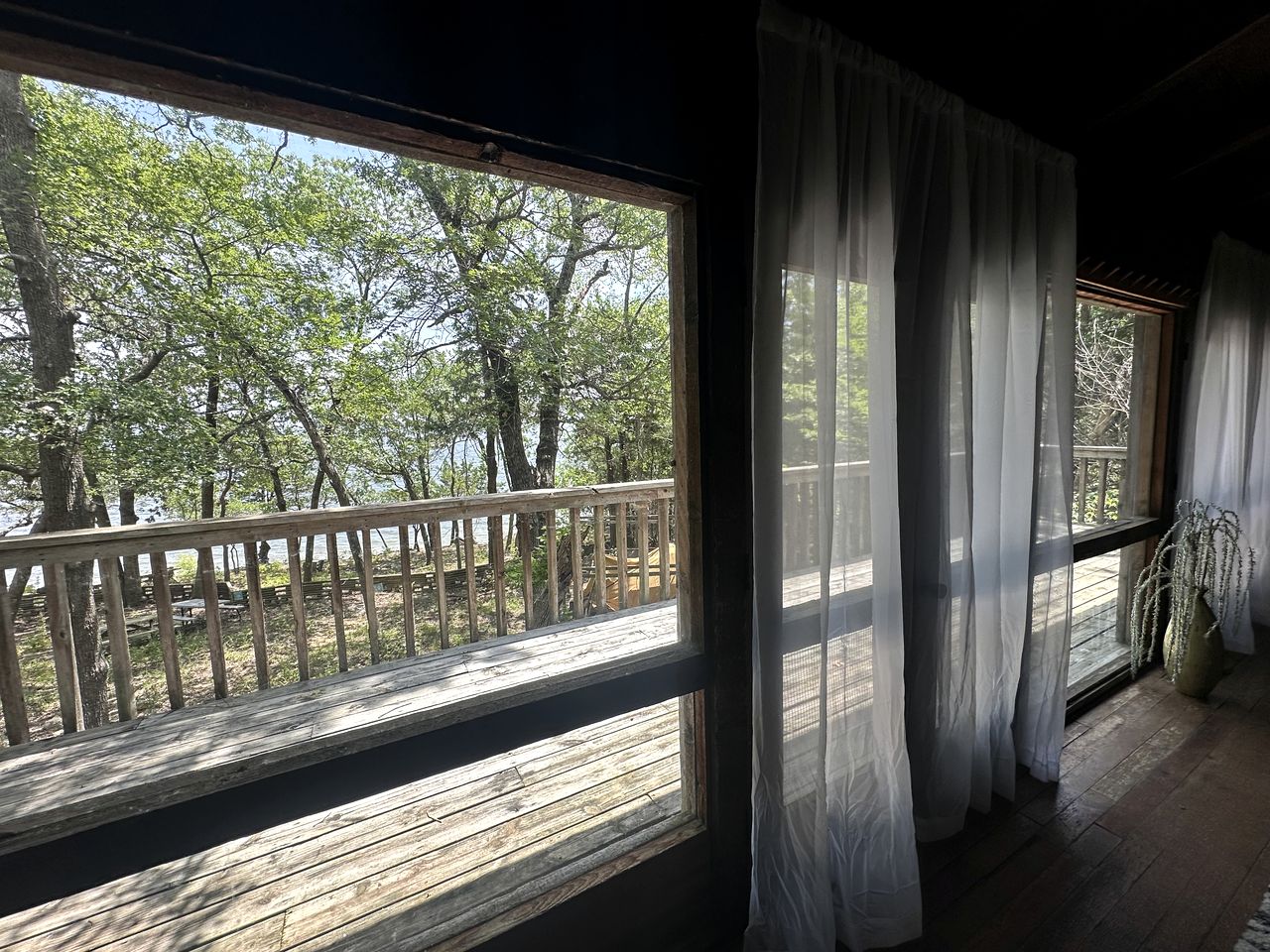 Luxury Glamping Cabin with Waterfront Access near Lake Texoma, Oklahoma