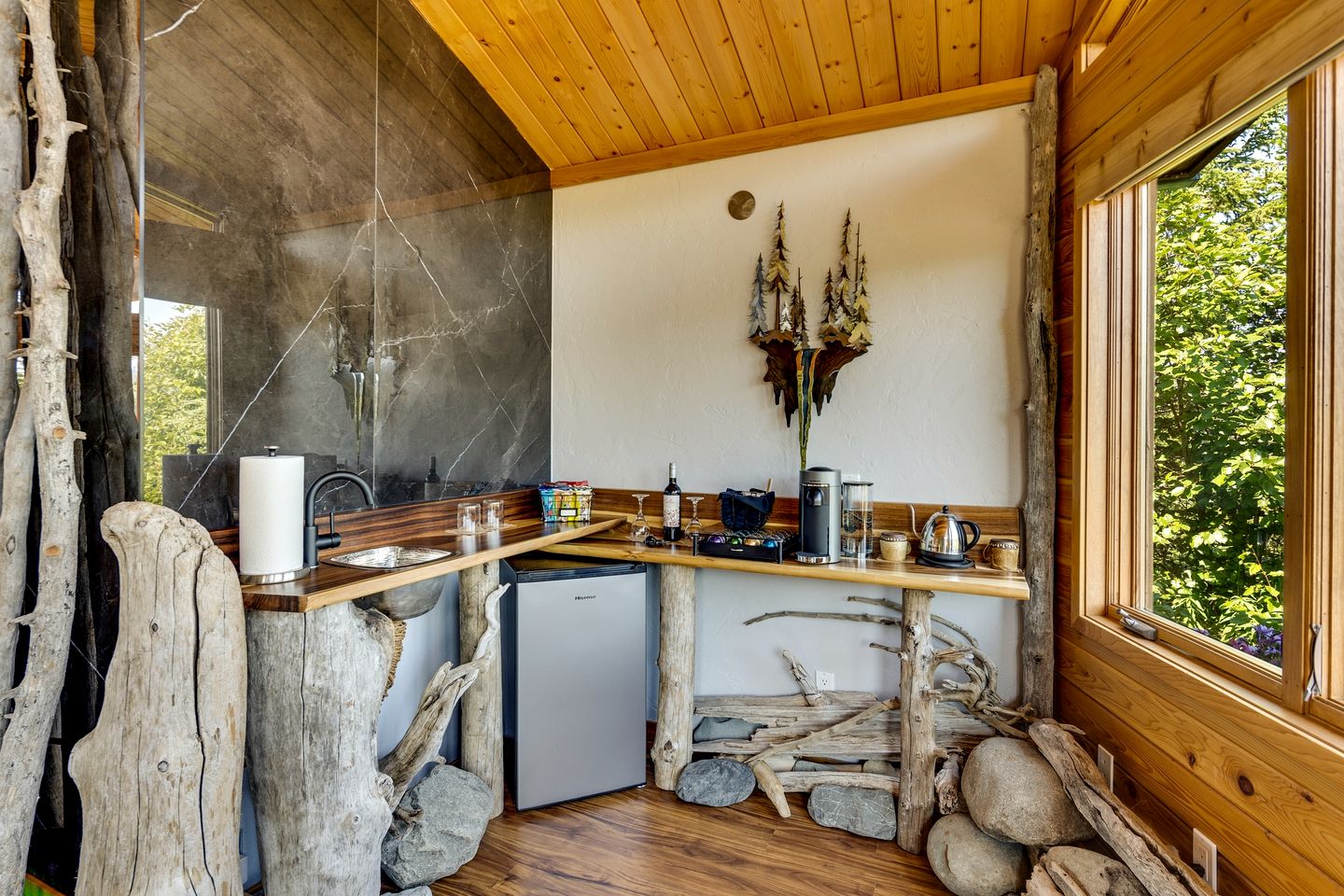 Luxurious VIP Cabin with Incredible Views of the Gorgeous Surrounding Landscape for an Unforgettable Escape in Halibut Cove, Alaska