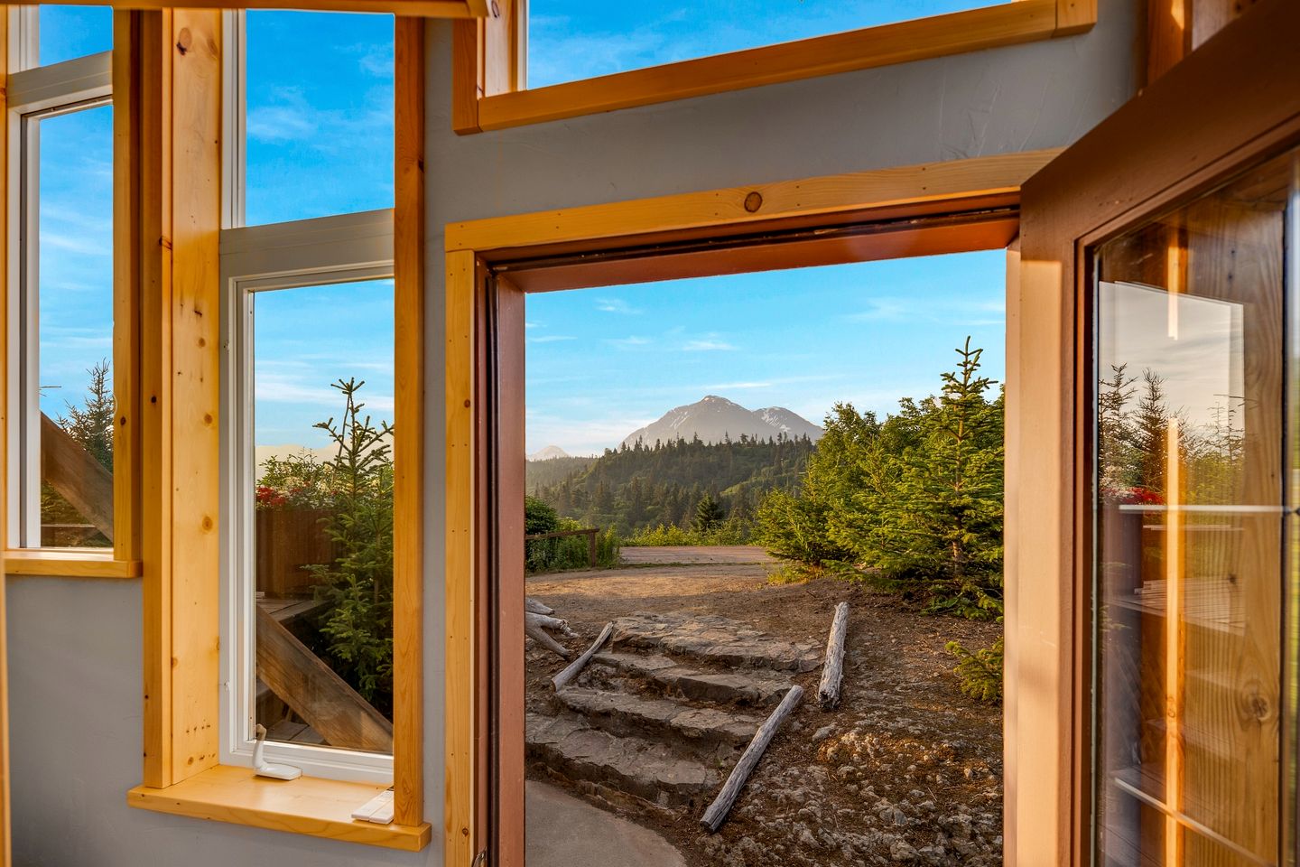 Luxurious VIP Cabin with Incredible Views of the Gorgeous Surrounding Landscape for an Unforgettable Escape in Halibut Cove, Alaska