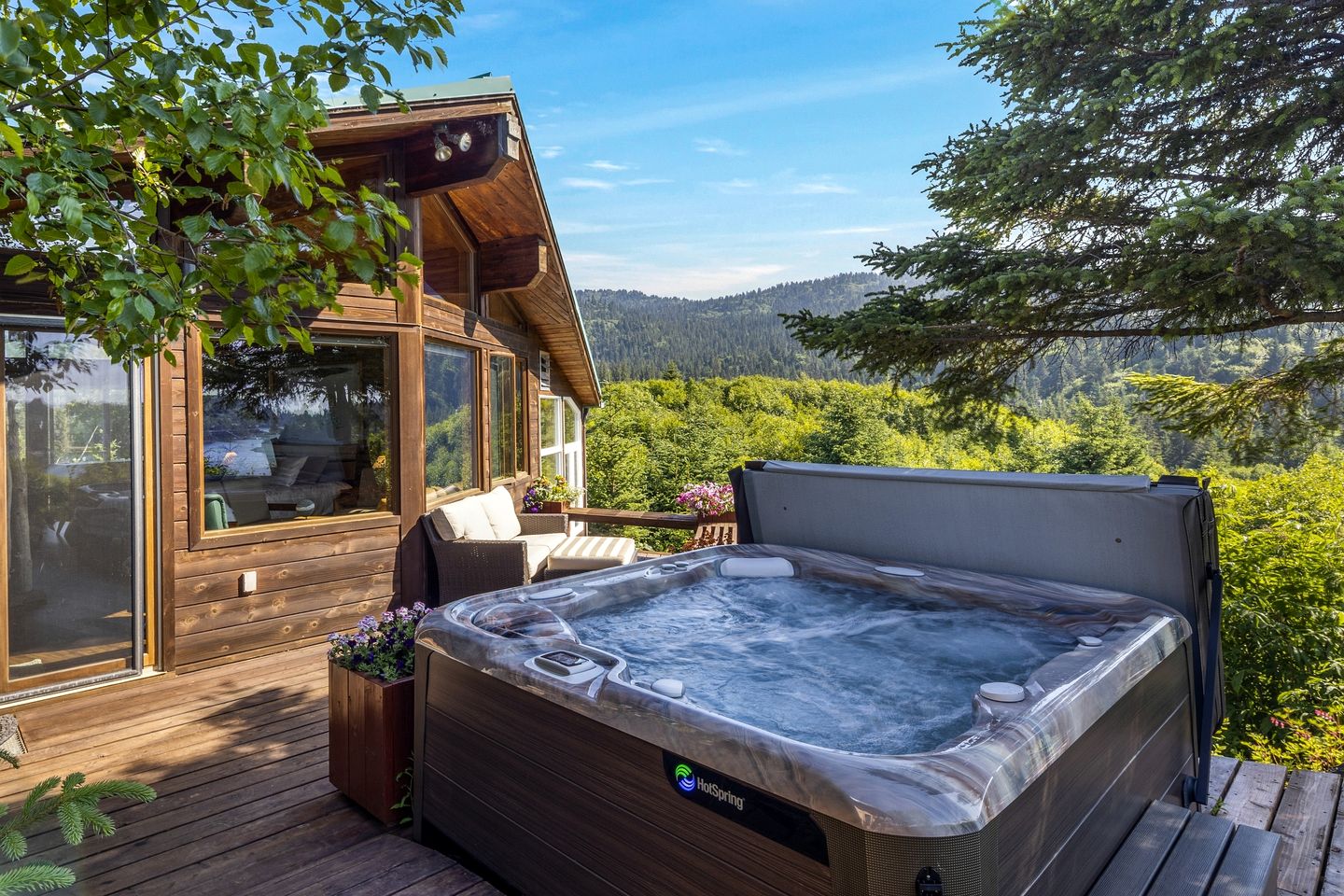 Luxurious VIP Cabin with Incredible Views of the Gorgeous Surrounding Landscape for an Unforgettable Escape in Halibut Cove, Alaska