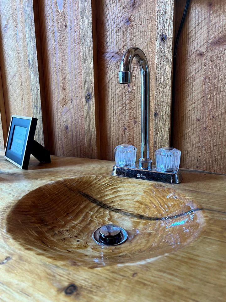 Incredible Timber Tree House with Wood-Fired Hot Tub Nestled in the Trees for a Unique Romantic Getaway in Moscow, Idaho