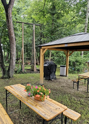 Safari Tents (United States of America, Portsmouth, Rhode Island)