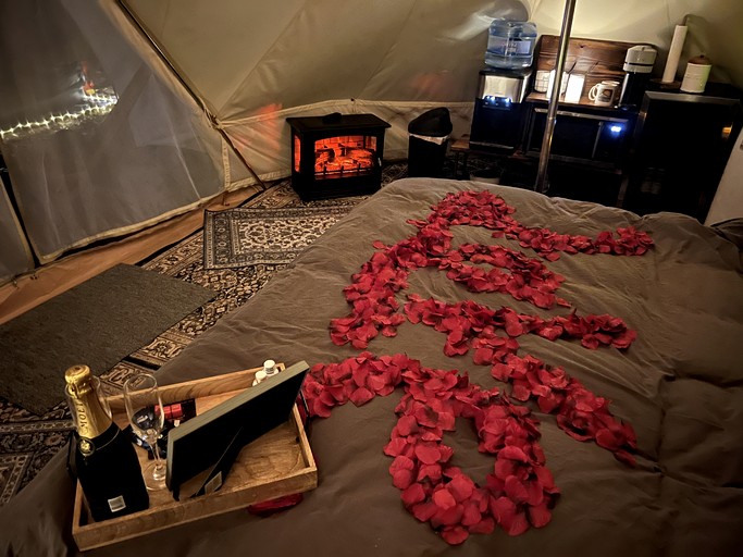 Bell Tents (United States of America, Sandpoint, Idaho)