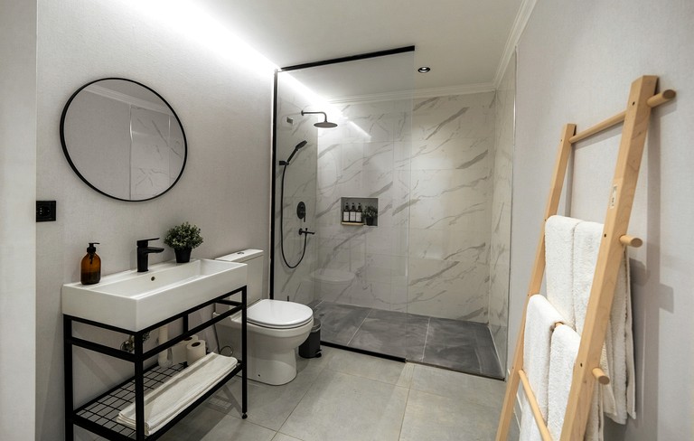 Domes (Turkey, --, --)