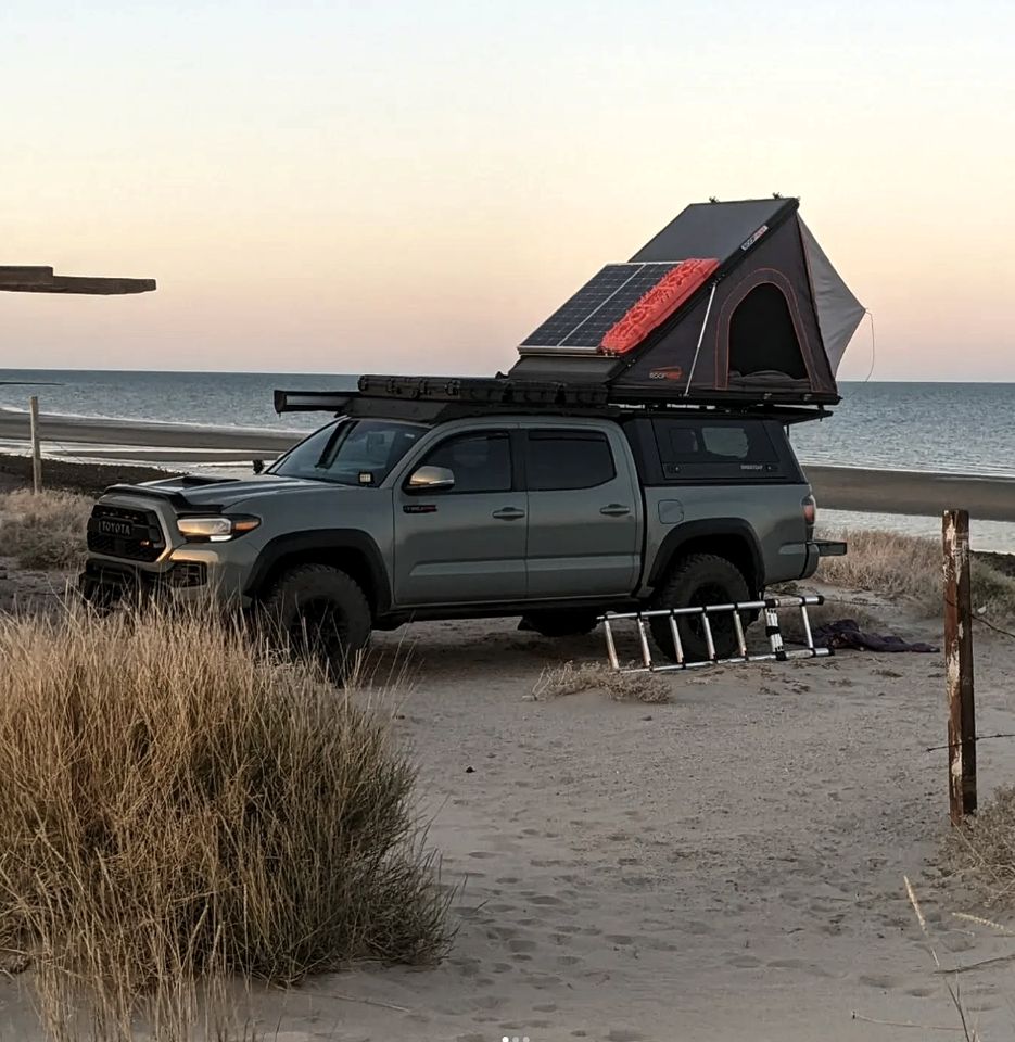 Unplug and Unwind at a Rustic Coastal Retreat in Baja California, Mexico