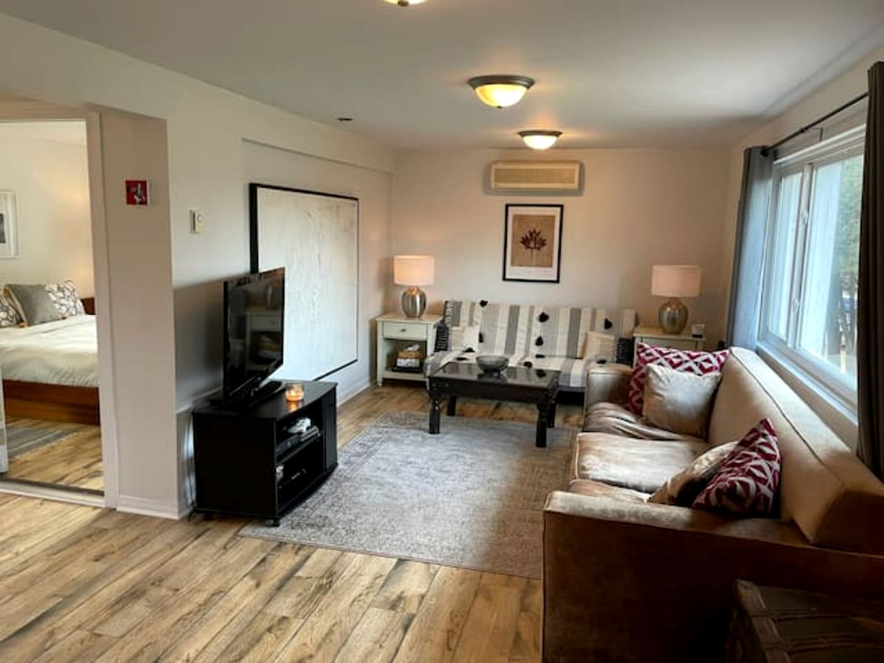 Incredible Multi-Unit Retreat for Large Groups with Amazing Resort-Style Amenities near Gravenhurst, Ontario