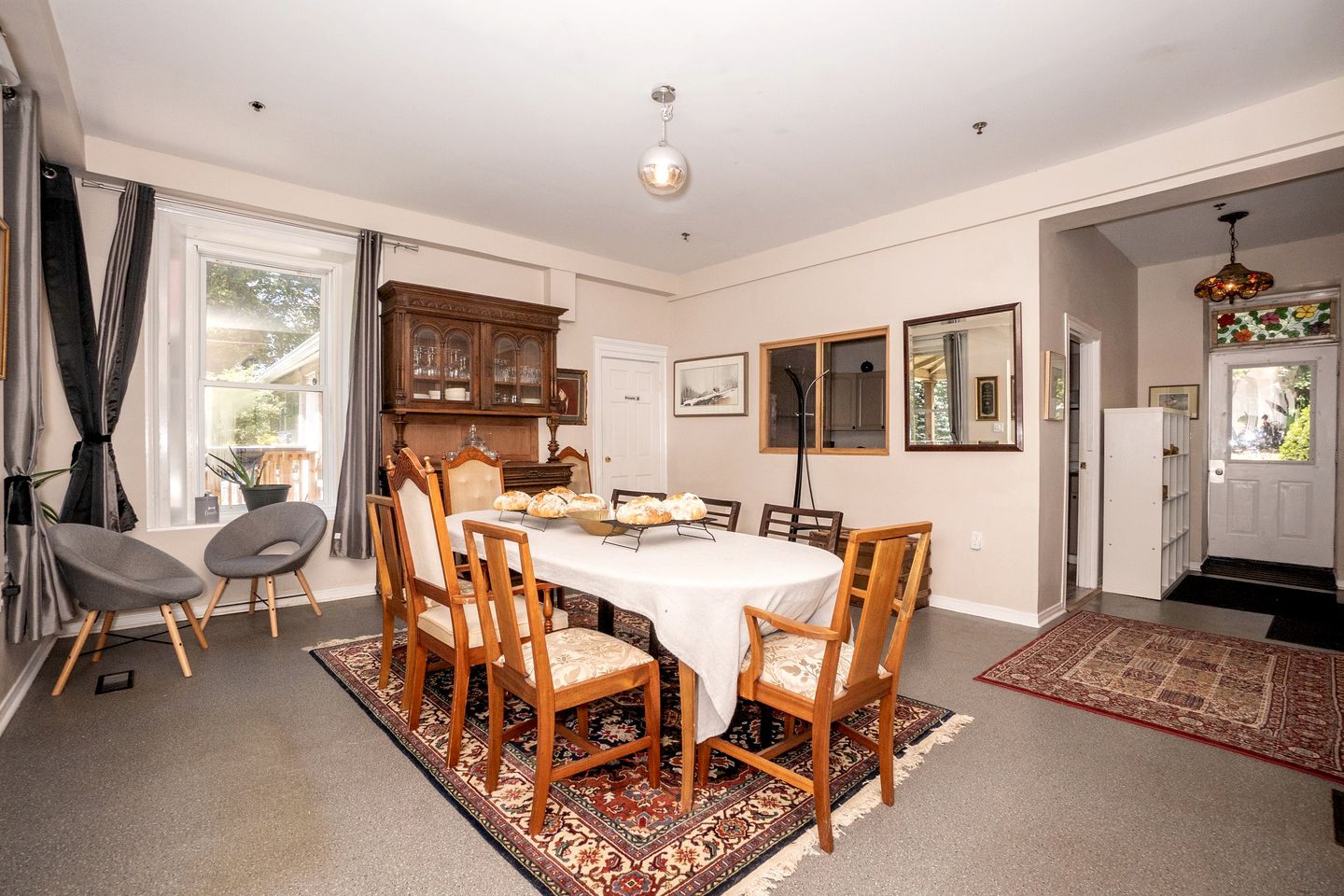 Incredible Multi-Unit Retreat for Large Groups with Amazing Resort-Style Amenities near Gravenhurst, Ontario