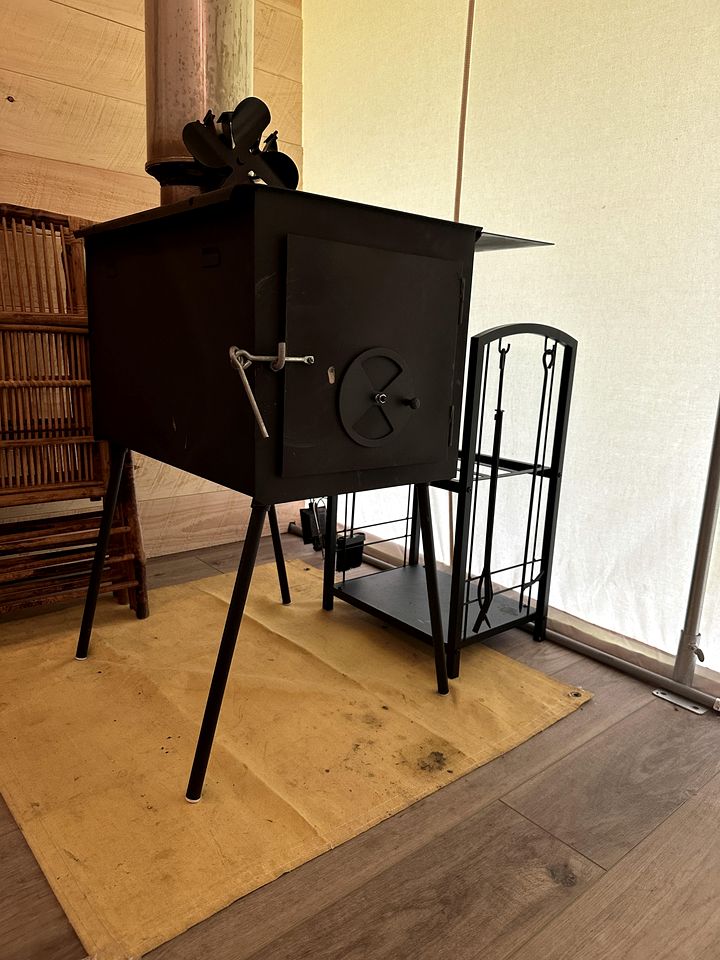 Amazing Tented Cabin Nestled Amongst the Trees for a Peaceful Glamping Getaway near Madison, Ohio