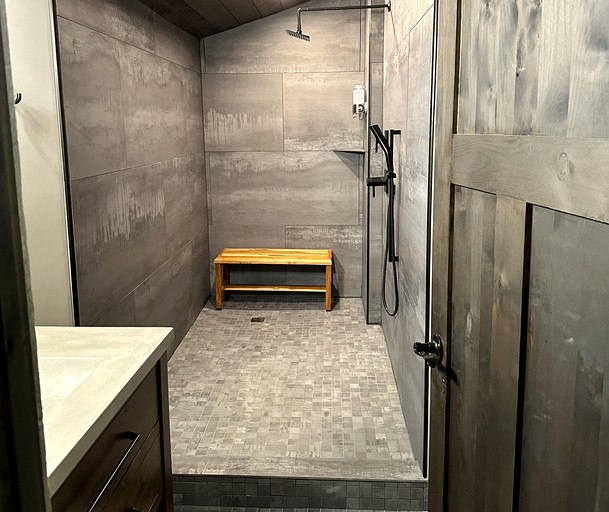 Cabins (United States of America, Madison, Ohio)