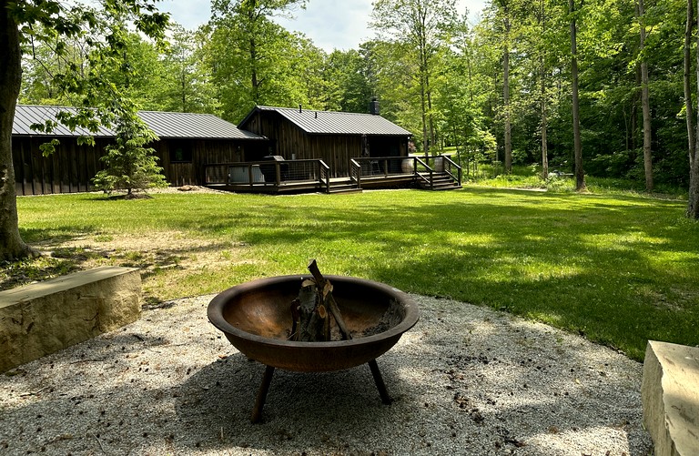 Cabins (United States of America, Madison, Ohio)