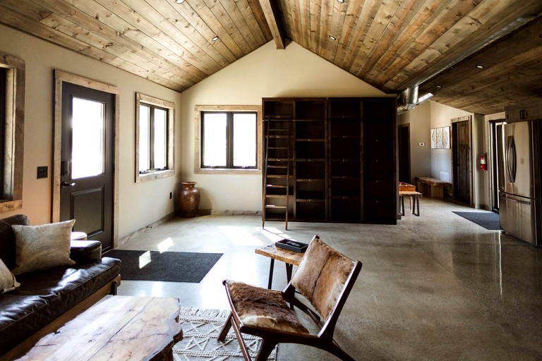 Cabins (United States of America, Madison, Ohio)