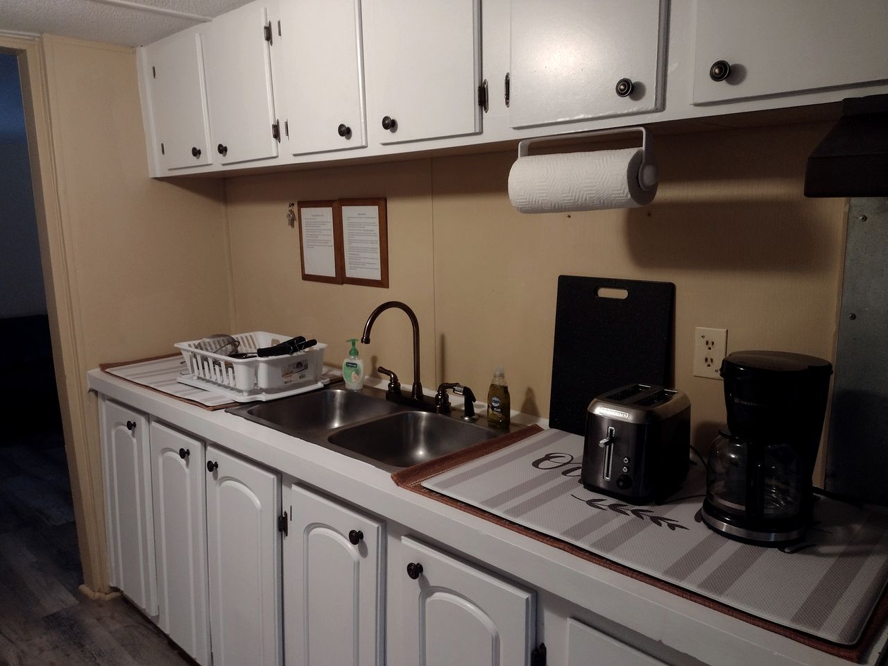 Peaceful Riverfront Manufactured Home with Fireplace on the Great Satilla River near Woodbine, Georgia