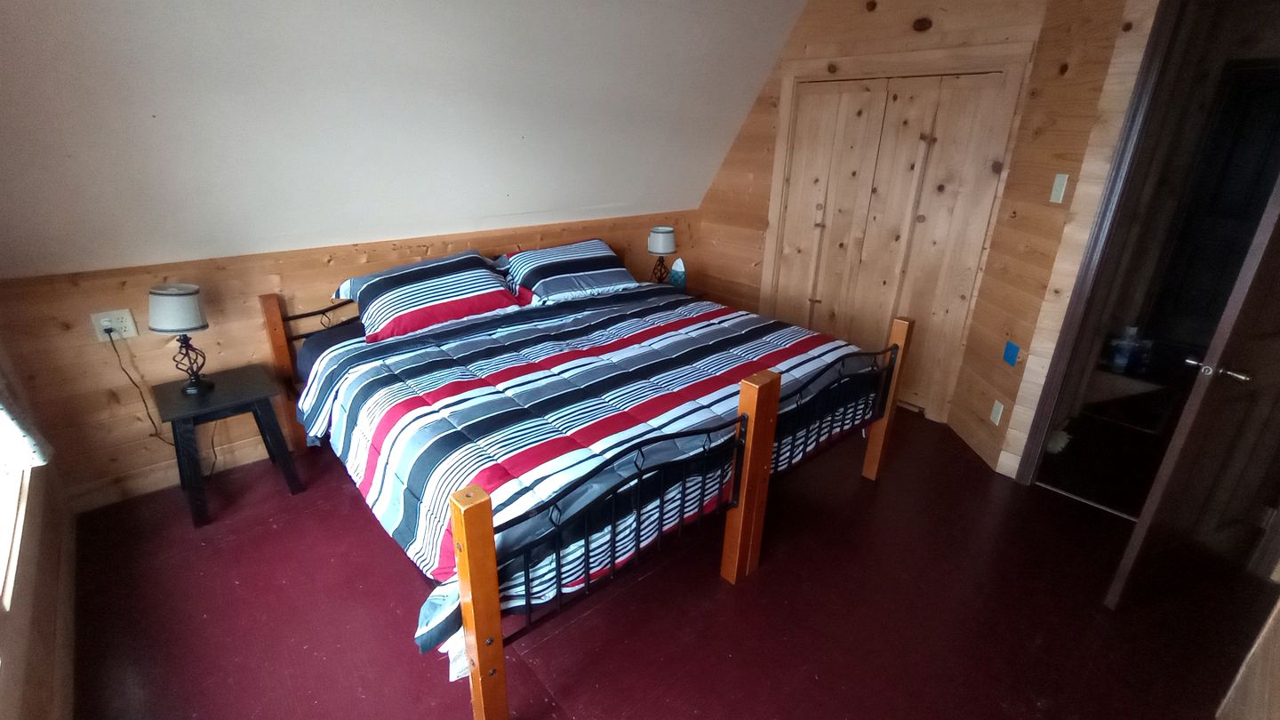 Remote Waterfront Cabin with Incredible Views for an Unforgettable Escape in Nature near Ketchikan, Alaska